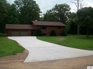 32158 Sunny Ln, Grand Rapids, MN 55744