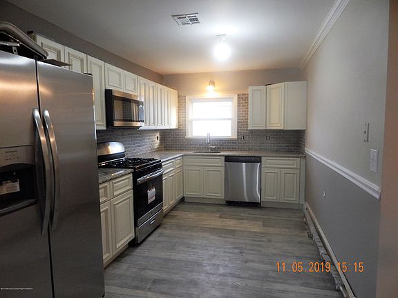 4th image of 30 Montserrat St