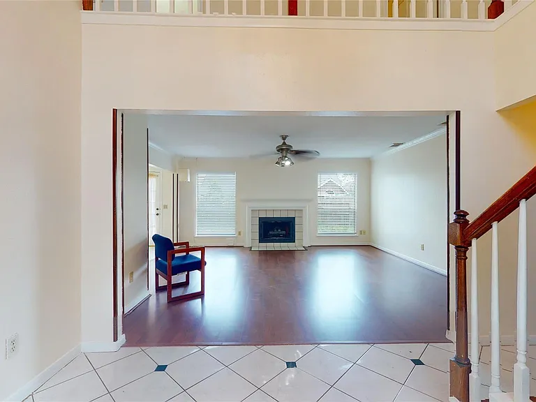 13202 Terralyn Way — Photo 3