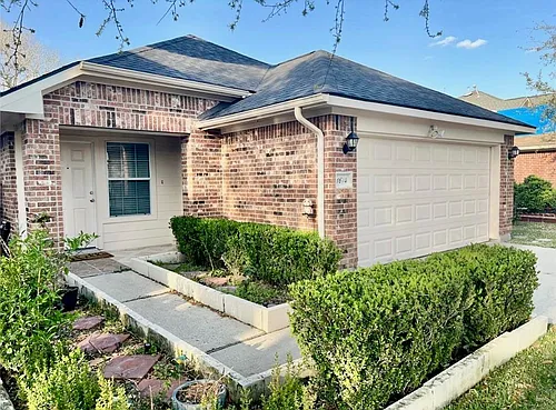 1614 York Creek Dr Photo 1