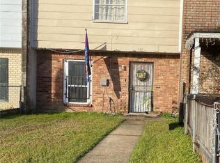 151 Pinewood Ct, New Orleans, LA 70114