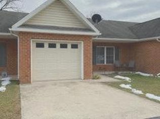 3B Fleming Dr, Hancock, MD 21750