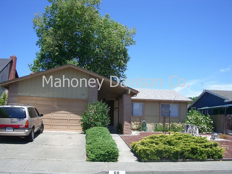 1st image of 68 Maria Dr