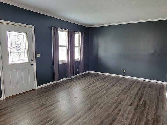 5th image of 318 E Gordon St