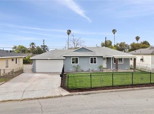 665 W Grove St, Rialto, CA 92376
