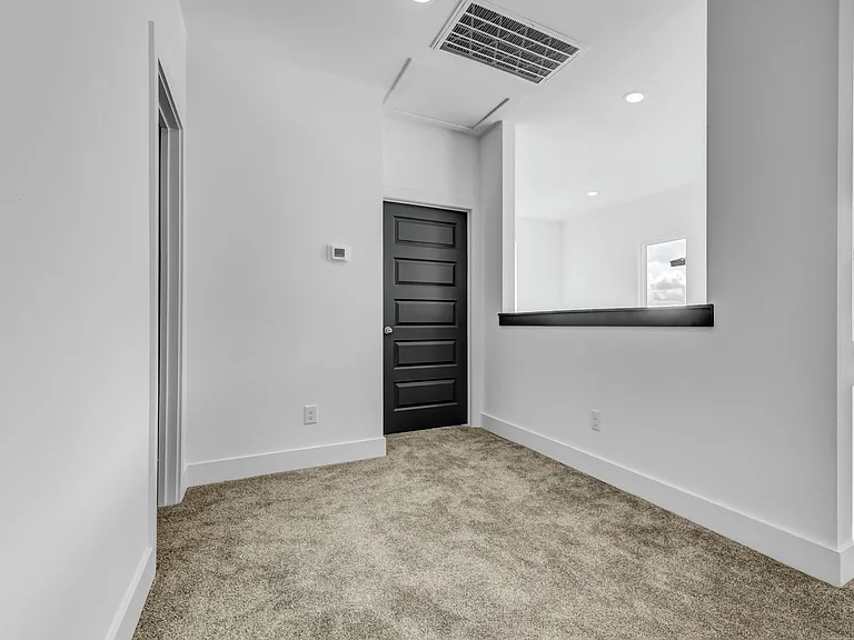 3011 Alpha Wolf Ct — Photo 36