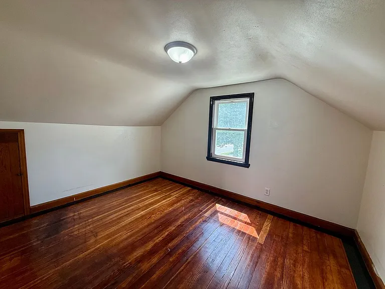 1314 W Thomas St — Photo 14
