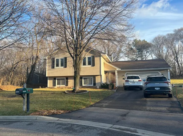 5431 Tracy Lynn Ter, Minnetonka, MN 55345