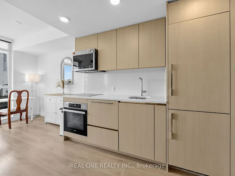 38 Widmer St #3501 — Photo 13