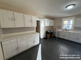16 Bynner St Floor 2, Jamaica Plain, MA 02130