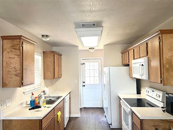 5th image of 121 Bolero Way #121