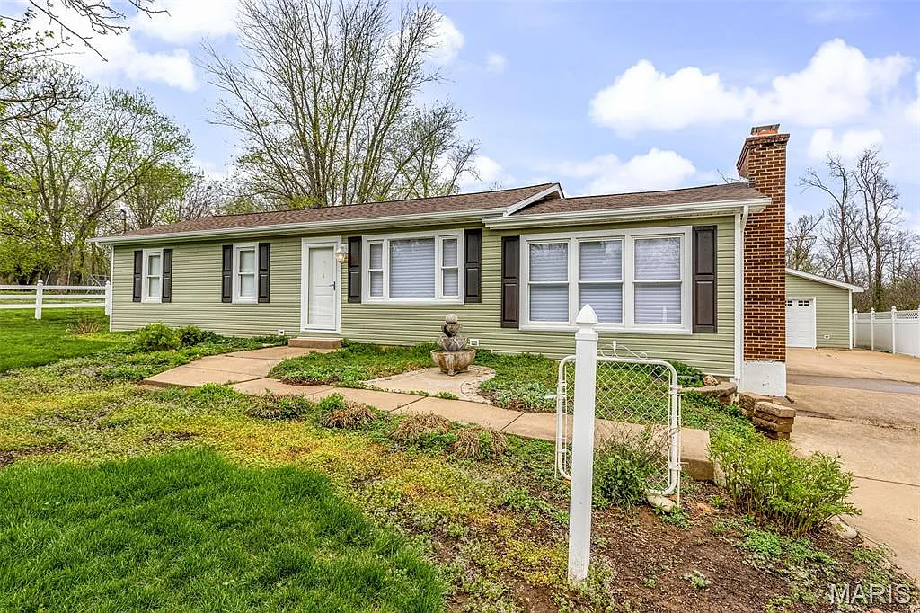 9192 Patricia Ln photo 1