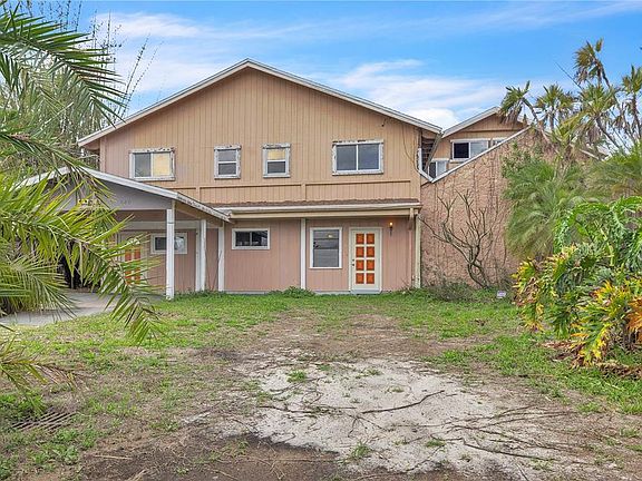 2nd image of 440 Monza Ave