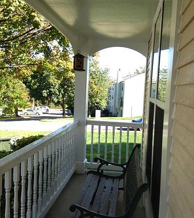 4th image of 20100 Club Hill Dr
