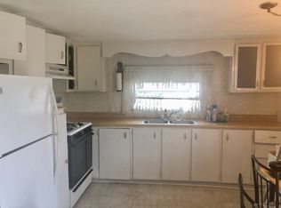 2 Pinto Ln, Londonderry, NH 03053