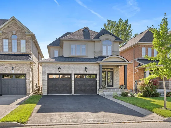 10 Silver Pond Dr, Halton Hills, ON L7G 6L9