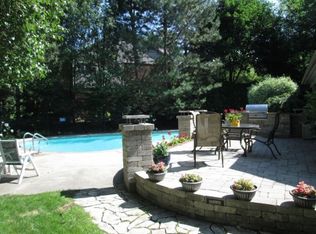 6730 Birmingham Club Dr, Bloomfield Hills, MI 48301