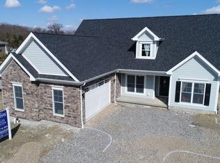 109 Seneca Pl, Mars, PA 16046