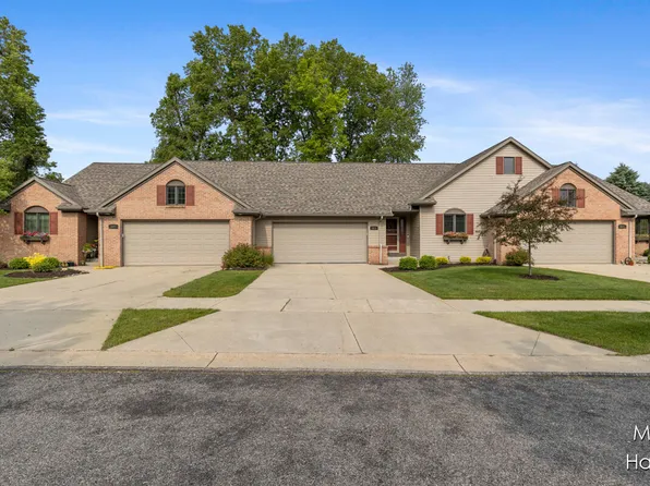 815 Hawthorne, Greenville, MI 48838