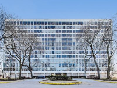 601 E 32nd St APT 907, Chicago, IL, 60616