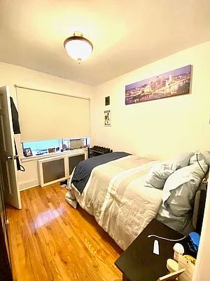 Rented by Compass | media 22