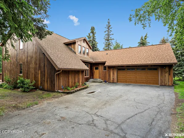 4235 Southpark Bluff Dr, Anchorage, AK 99516