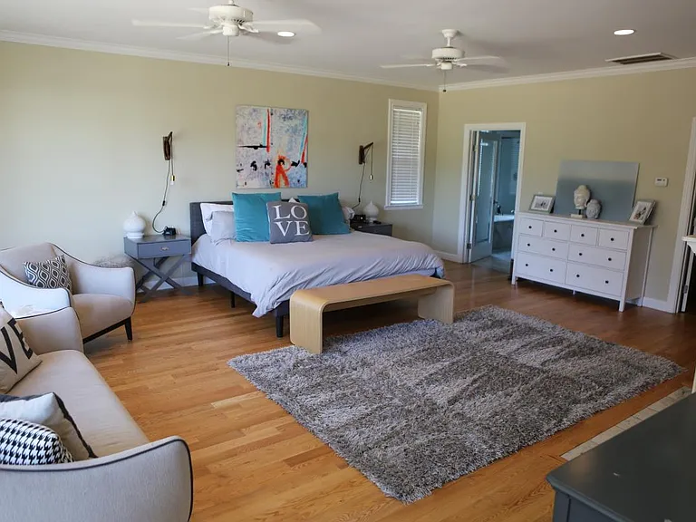 3296 Vichy Ave — Photo 16