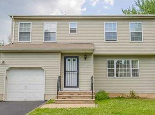 12 Morris Ave, Edison, NJ 08837