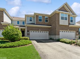 2944 Henley Ln, Naperville, IL 60540