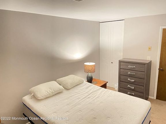 5th image of 1115B Argyll Cir