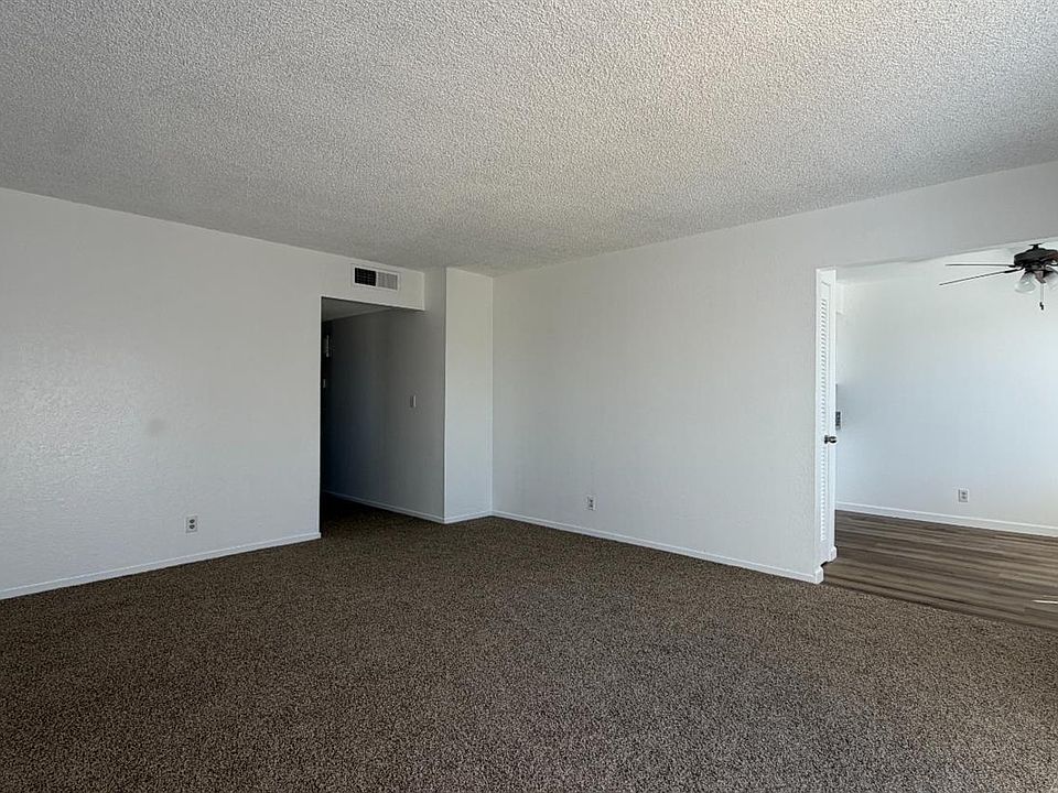 1st image of 2514 E Andrews Ave