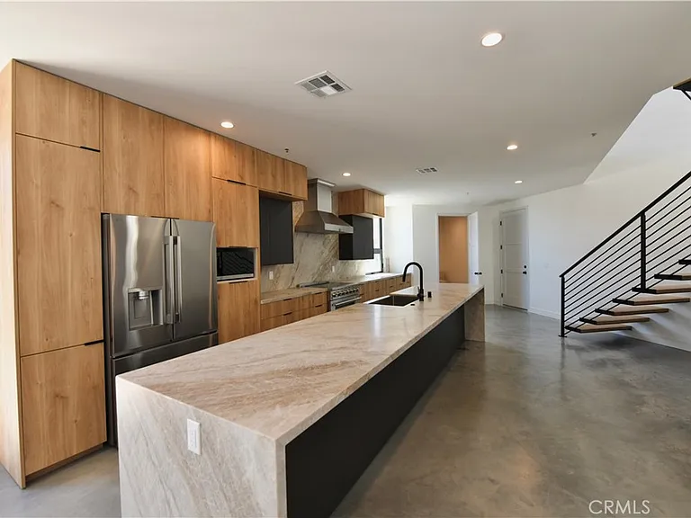 243 Seal Beach Blvd — Photo 4
