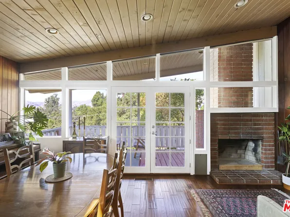 9864 Shadow Way St, Sunland, CA 91040