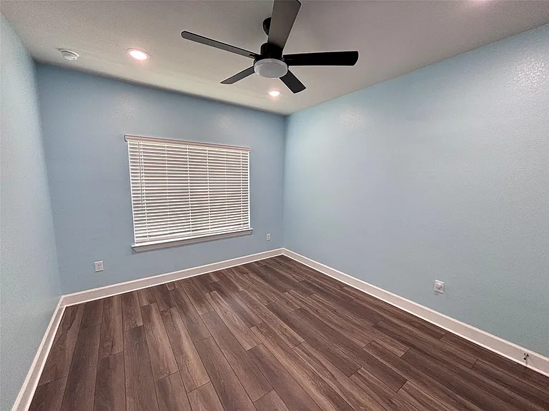 713 Coppell Ct — Photo 12