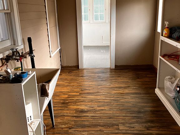 enclosed porch and laundry room