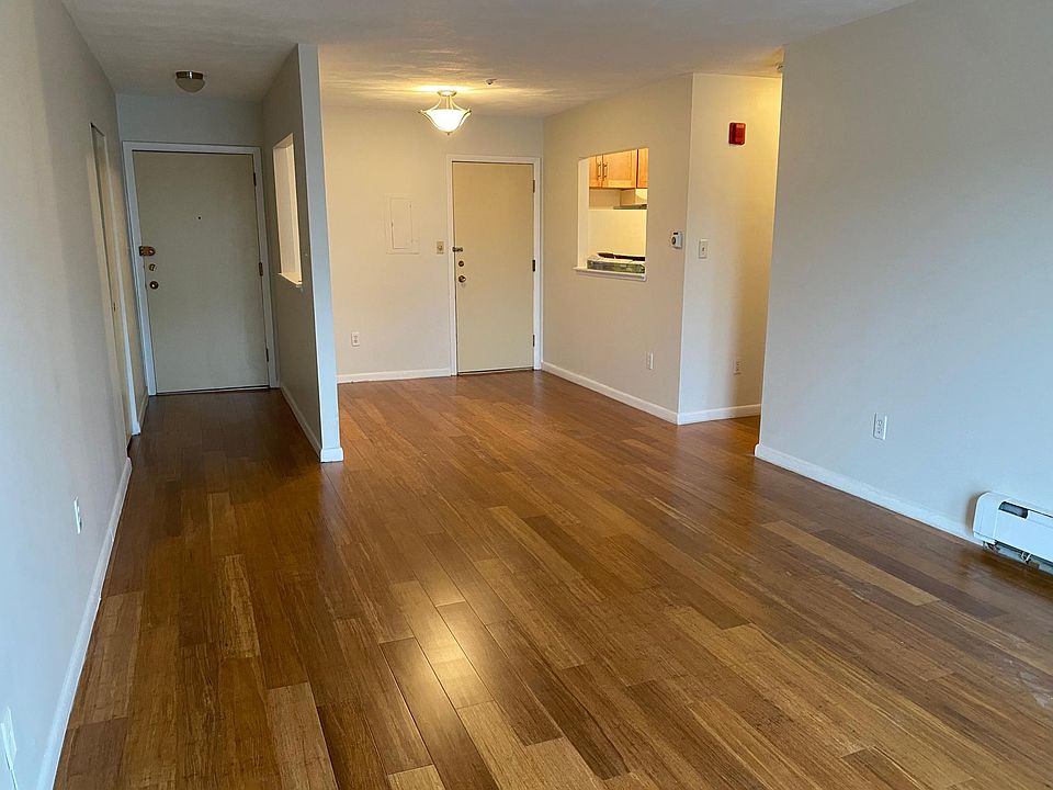 1st image of 59 Highland Glen Dr APT 333