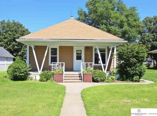 206 N Nebraska St, Hooper, NE 68031