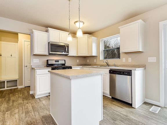 6th image of this home