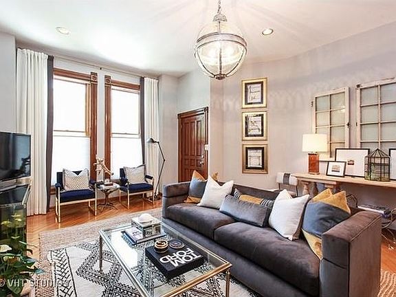 2nd image of 2035 N Sedgwick St #1
