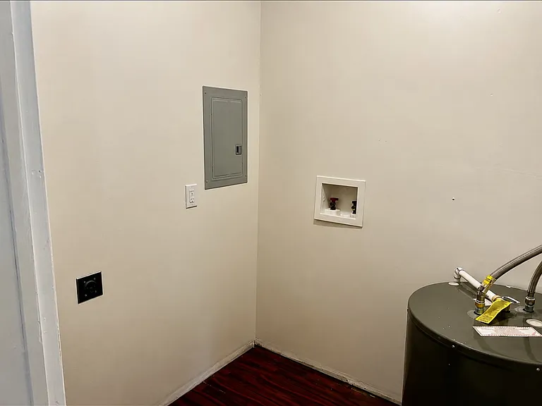 106 Deerfield Dr — Photo 15