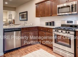 6714 NW 158th Ave, Portland, OR 97229