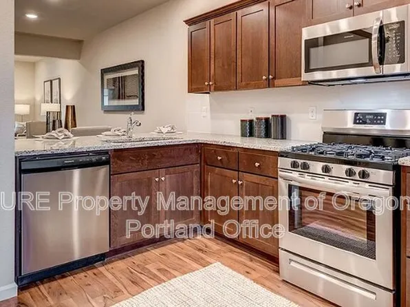 6714 NW 158th Ave, Portland, OR 97229