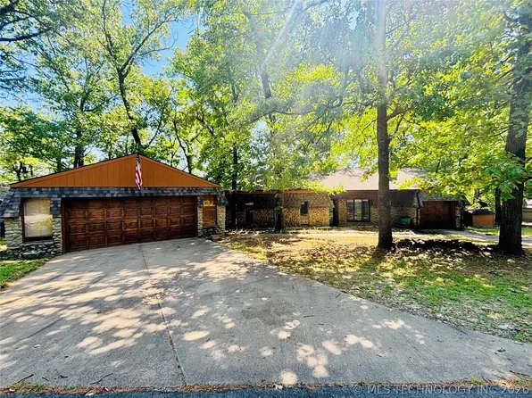1830 Quail Dr, Eufaula, OK 74432