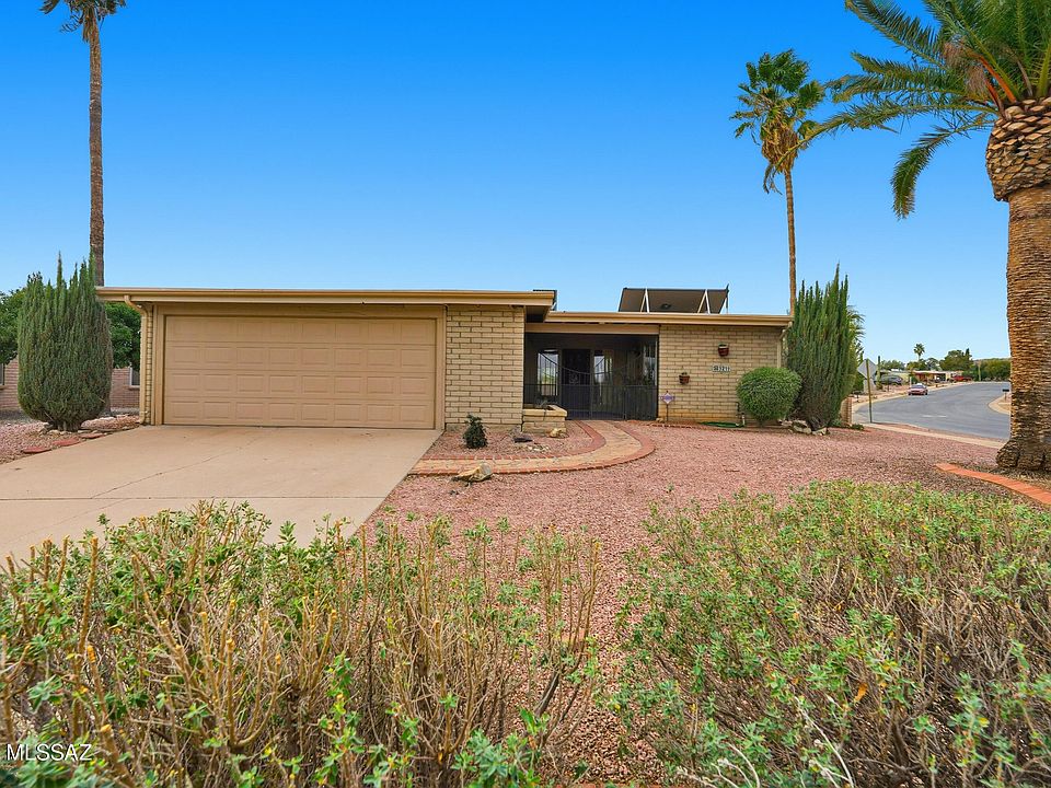 1st image of 321 W Rio Santa Cruz