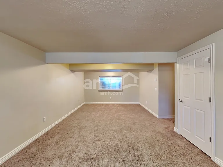182 S 1125 W — Photo 19