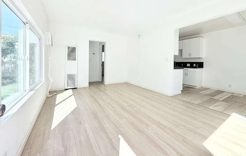 2023 Reservoir St — Photo 3