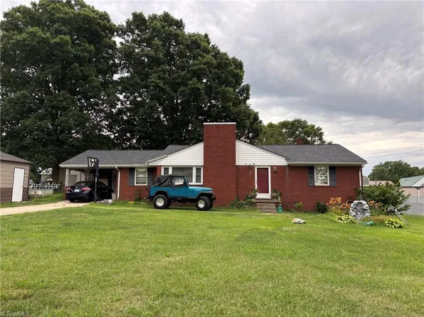 130 Nolen Ave, Asheboro, NC 27205