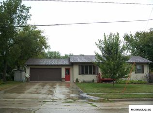 110 E Harris St, Manly, IA 50456