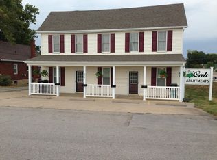 519 E Oak St APT D, Warrenton, MO 63383