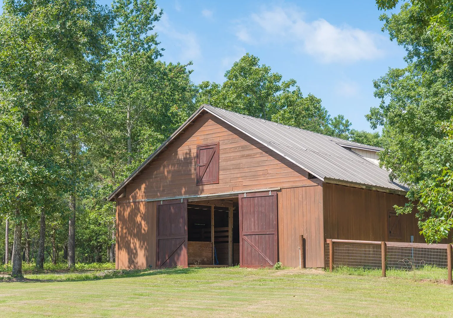 Tranquil Pastures Furnished Equestrian Retreat in Aiken, SC — Photo 3